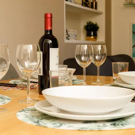 Casa Dada - Panoramic And Stylish Apartament Triest